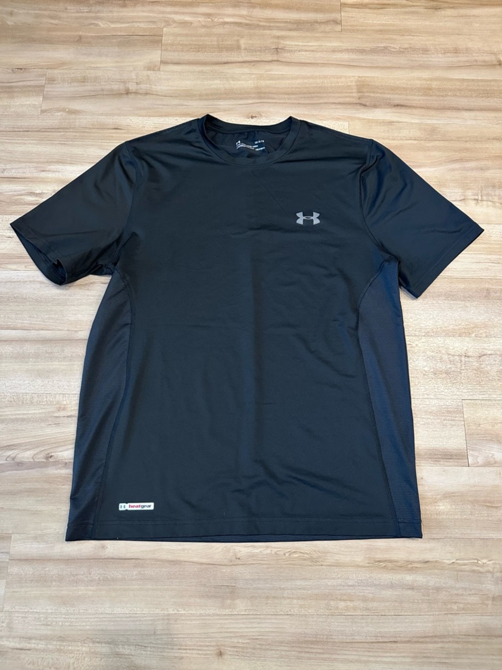 Under Armour Heatgear Fitted Shirt Size Large